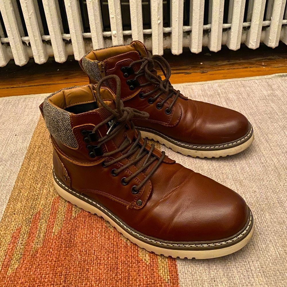 Steve Madden zip up boots size 8